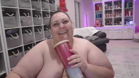 Puggie -  online show from 01.23.25