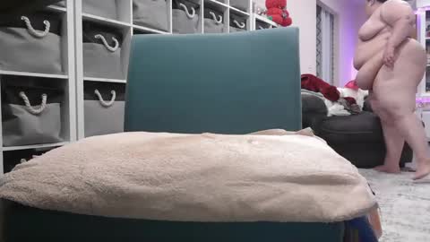 Puggie -  online show from 02.15.25