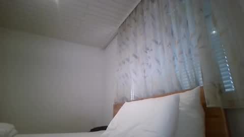 Snapshot of punkz999950 chatting on 10.05.25 punkz999950 online show from 10.05.25