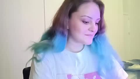 Snapshot of purpurfoxy chatting on 11.21.25 Elias online show from 11.21.25