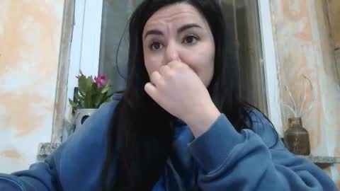 Snapshot of qtxwrm31 chatting on 03.06.25 L online show from 03.06.25