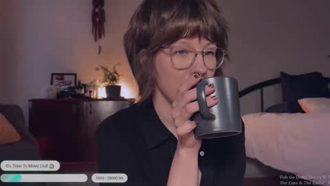    online show from 12.04.25