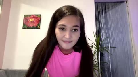 Snapshot of queen_chatur chatting on 01.13.25 Viktoria online show from 01.13.25