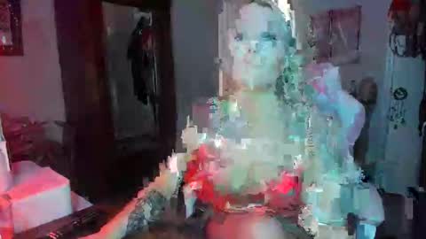 Snapshot of queenbish90 chatting on 10.28.25 KelseyRose online show from 10.28.25