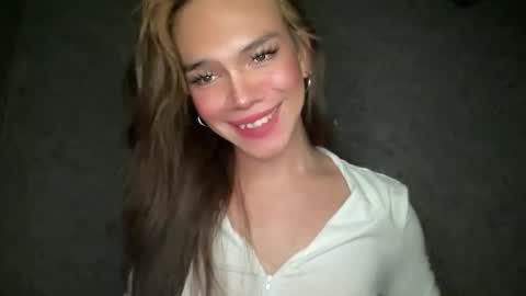 QUEEN online show from 11.03.25