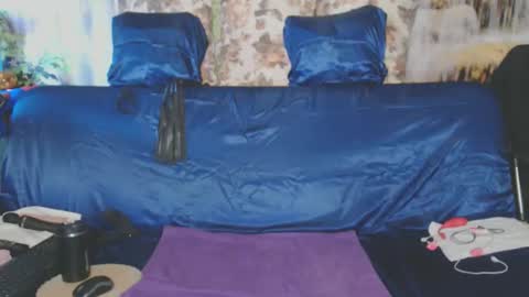 QueenPammy online show from 10.25.25