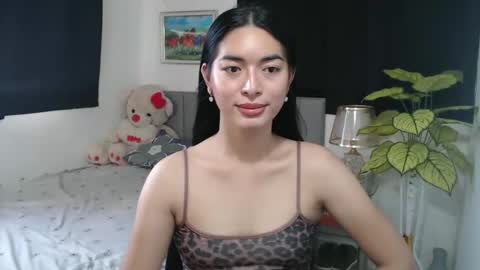 QueenPinay69 online show from 10.12.25