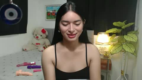 QueenPinay69 online show from 10.23.25