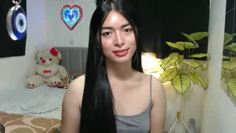 QueenPinay69 online show from 11.20.25
