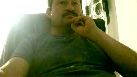 Snapshot of querubinrebelde chatting on 01.02.25 Don Ramon online show from 01.02.25