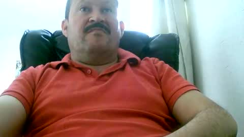 Snapshot of querubinrebelde chatting on 01.12.25 Don Ramon online show from 01.12.25