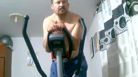 Snapshot of querubinrebelde chatting on 01.19.25 Don Ramon online show from 01.19.25