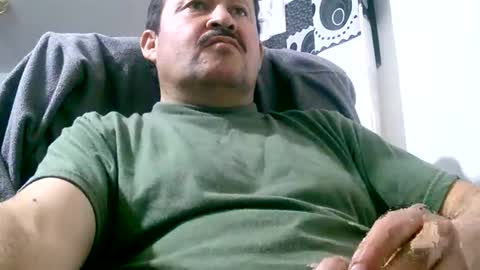 Snapshot of querubinrebelde chatting on 03.08.25 Don Ramon online show from 03.08.25