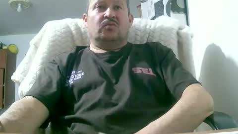 Snapshot of querubinrebelde chatting on 10.18.25 Don Ramon online show from 10.18.25