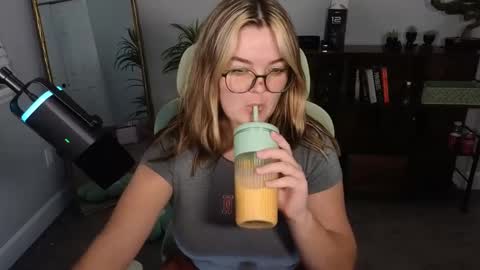 Bri online show from 10.04.25