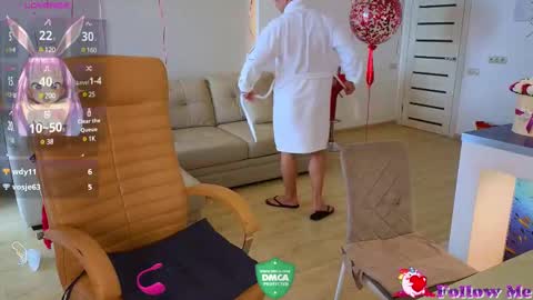 Snapshot of rabbits_couple chatting on 02.20.25 Jess John online show from 02.20.25