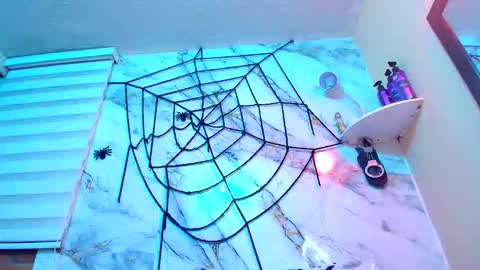Snapshot of rachel_robertss chatting on 10.13.25 Rachel online show from 10.13.25