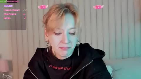 RachelCart online show from 11.24.25