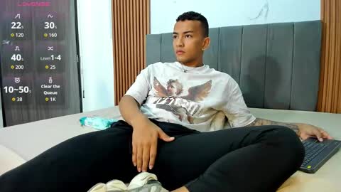 Snapshot of rafa_cruz chatting on 09.22.25 rafa_cruz online show from 09.22.25