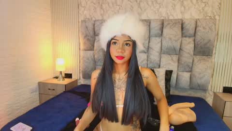 Snapshot of railey_rosse_ chatting on 09.25.25 Welcome to my room online show from 09.25.25