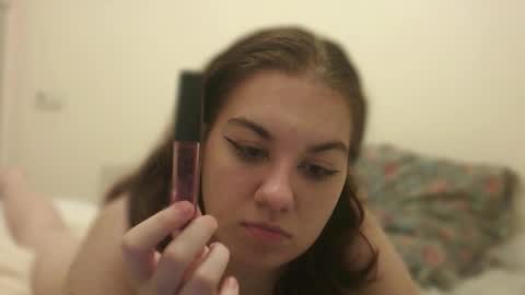 Snapshot of rainyvibe_ chatting on 09.23.25 rainyvibe_ online show from 09.23.25