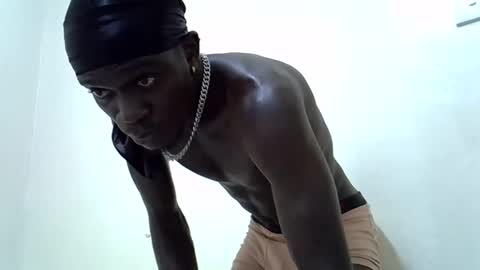 Snapshot of rakeem_1_ chatting on 02.22.25 rakeem 1 online show from 02.22.25