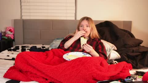 Snapshot of ramichick chatting on 02.04.25 Rami online show from 02.04.25