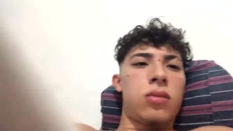 ramiroo2312 online show from 02.15.25