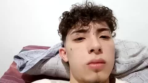 Snapshot of ramiroo2312 chatting on 09.21.25 ramiroo2312 online show from 09.21.25