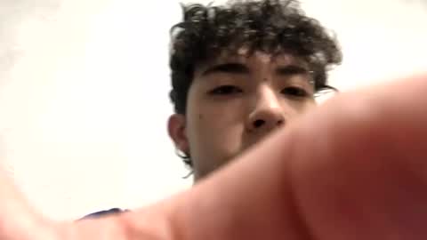 Snapshot of ramiroo2312 chatting on 10.18.25 ramiroo2312 online show from 10.18.25