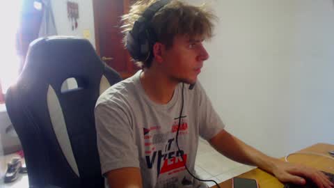 Snapshot of ramisexyloveyou chatting on 01.07.25 Ramiro online show from 01.07.25