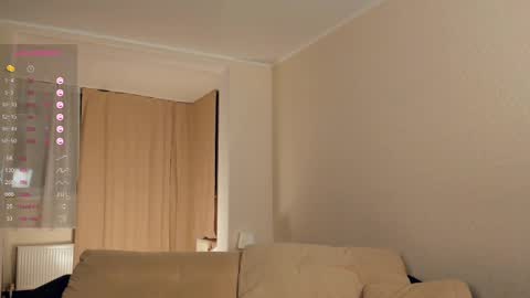 Snapshot of randichaplin chatting on 02.15.25 Vilda online show from 02.15.25