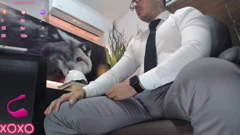 Snapshot of randylukehot chatting on 09.14.25 randylukehot online show from 09.14.25
