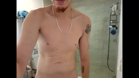 Snapshot of randyrichard_25 chatting on 11.19.25 randyrichard_25 online show from 11.19.25