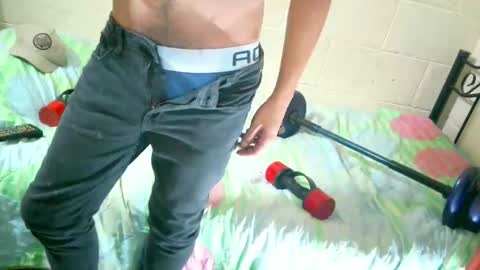 Snapshot of rangelmunoz chatting on 10.15.25 Rangel online show from 10.15.25