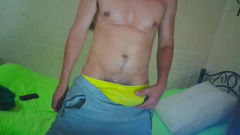 Snapshot of rangelmunoz chatting on 11.13.25 Rangel online show from 11.13.25