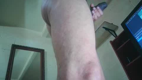 Snapshot of rangelmunoz chatting on 11.14.25 Rangel online show from 11.14.25