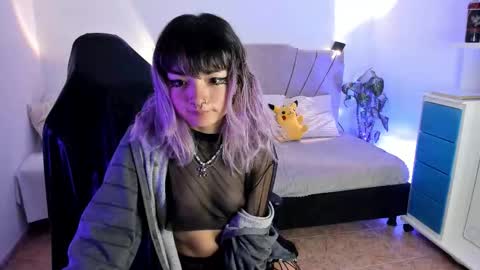 ravencollen online show from 11.03.25