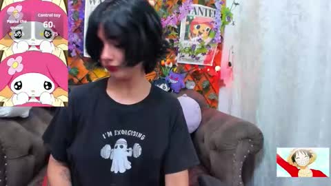 Snapshot of ravenn_20 chatting on 11.18.25 RavenN online show from 11.18.25