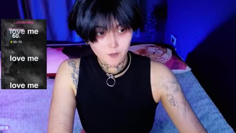 Snapshot of ravens_nest_ chatting on 10.15.25 Raven online show from 10.15.25