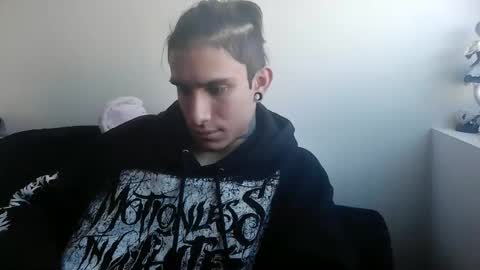 Snapshot of ravenxbat chatting on 10.15.25 ravenxbat online show from 10.15.25