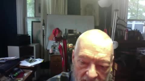 Snapshot of ray1776ray chatting on 10.03.25 ray1776ray online show from 10.03.25