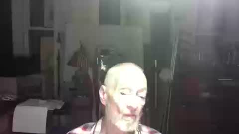 Snapshot of ray1776ray chatting on 10.13.25 ray1776ray online show from 10.13.25