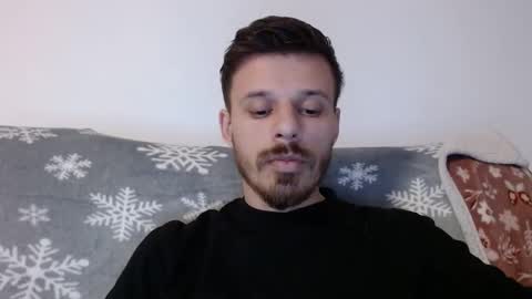 Snapshot of rayann27 chatting on 12.14.24 rayan online show from 12.14.24