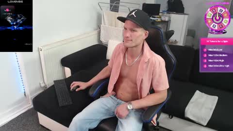 Snapshot of reallyman7 chatting on 02.18.25 Ask me online show from 02.18.25