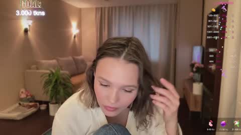 Snapshot of realsupermichael chatting on 12.07.24 AliceEve online show from 12.07.24