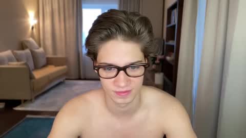 Snapshot of realsupermichael chatting on 12.08.24 AliceEve online show from 12.08.24