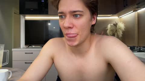 Snapshot of realsupermichael chatting on 02.24.25 AliceEve online show from 02.24.25