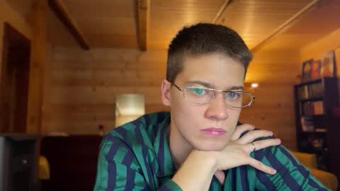 Snapshot of realsupermichael chatting on 10.23.25 AliceEve online show from 10.23.25