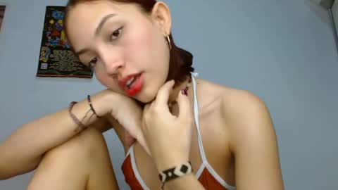 Snapshot of red_chanty chatting on 09.10.25 Lorena online show from 09.10.25